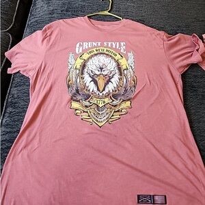 Grunt Style Women’s Coral Eagle Tee (Discontinued) 2X Preowned- Good!